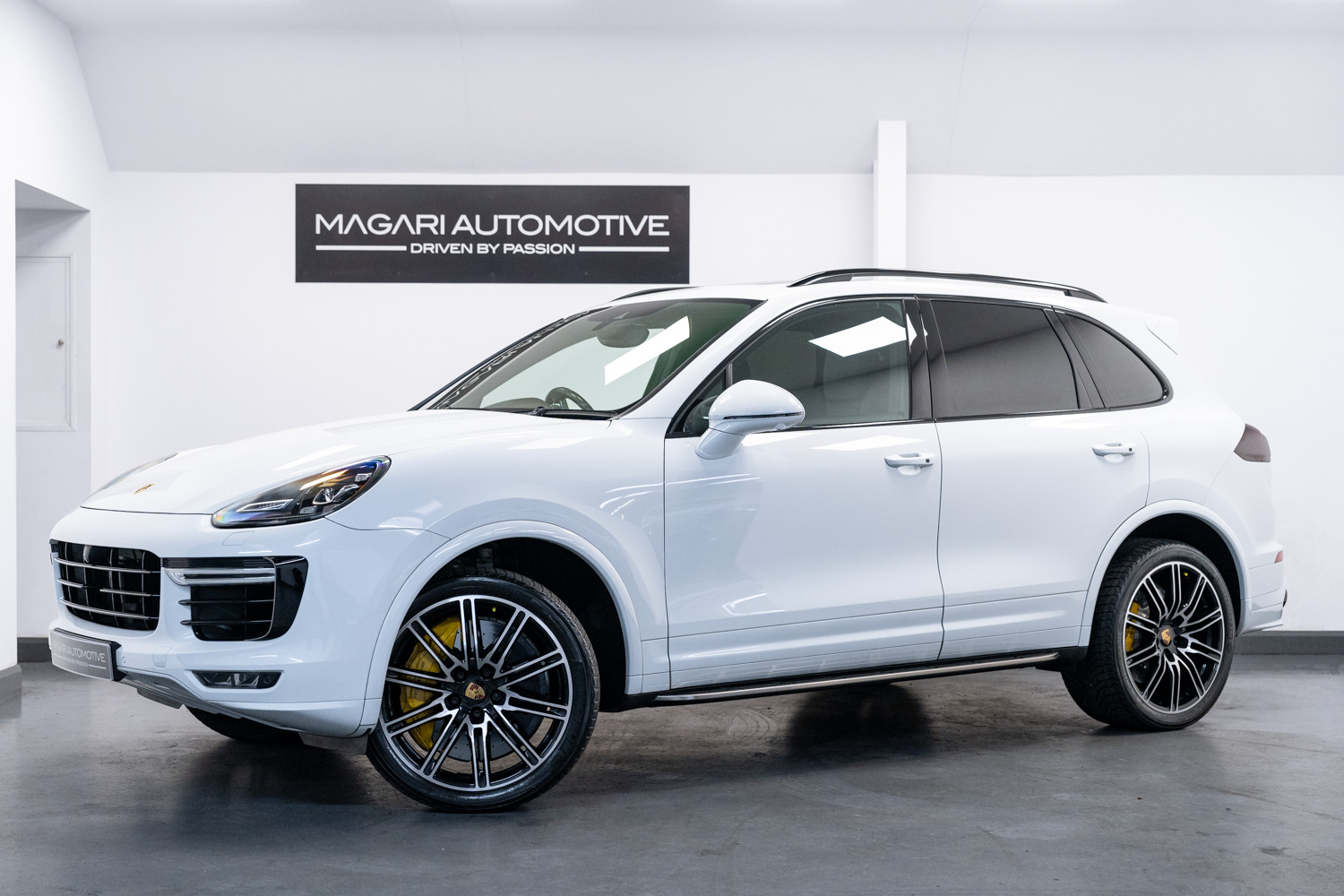 Porsche Cayenne - Magari Automotive