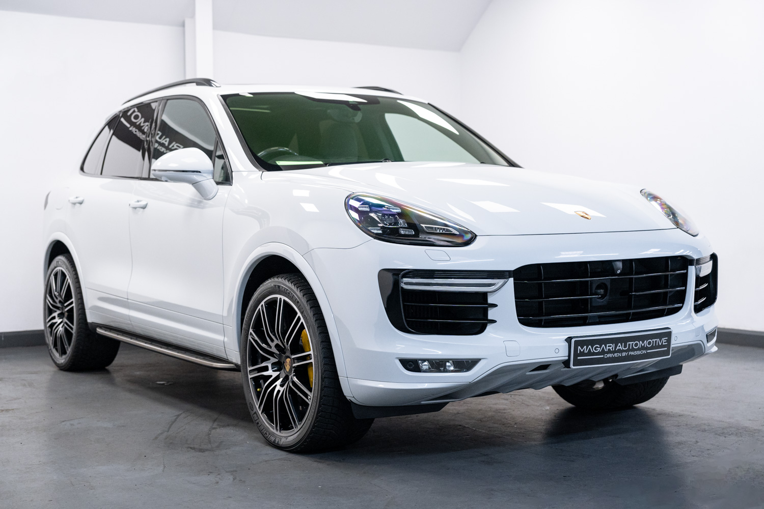 Porsche Cayenne - Magari Automotive