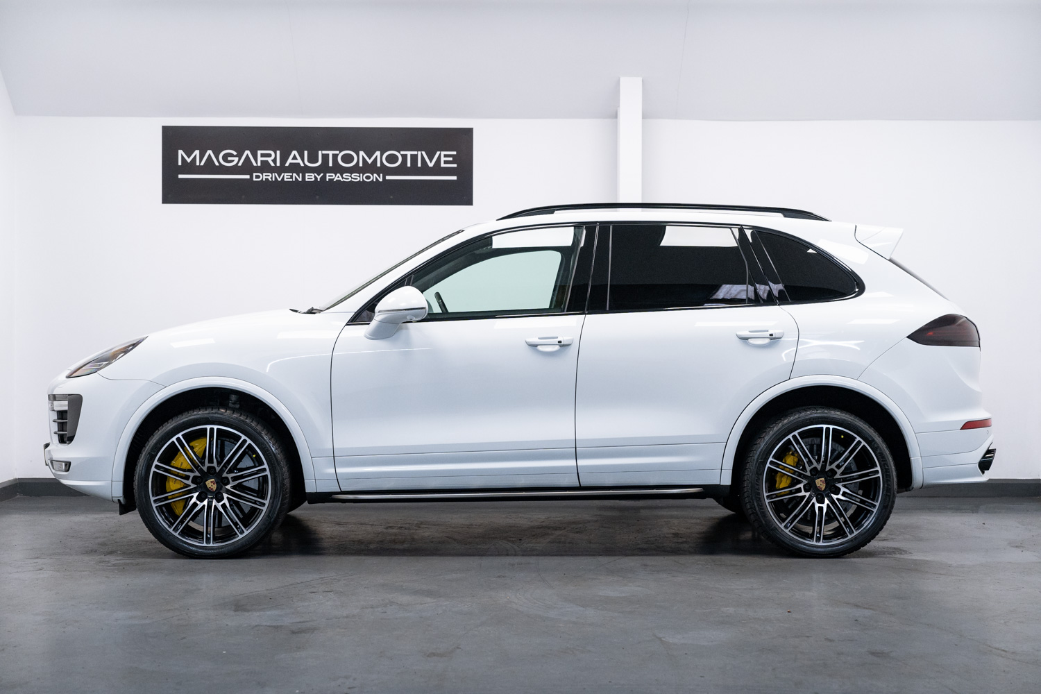 Porsche Cayenne - Magari Automotive 