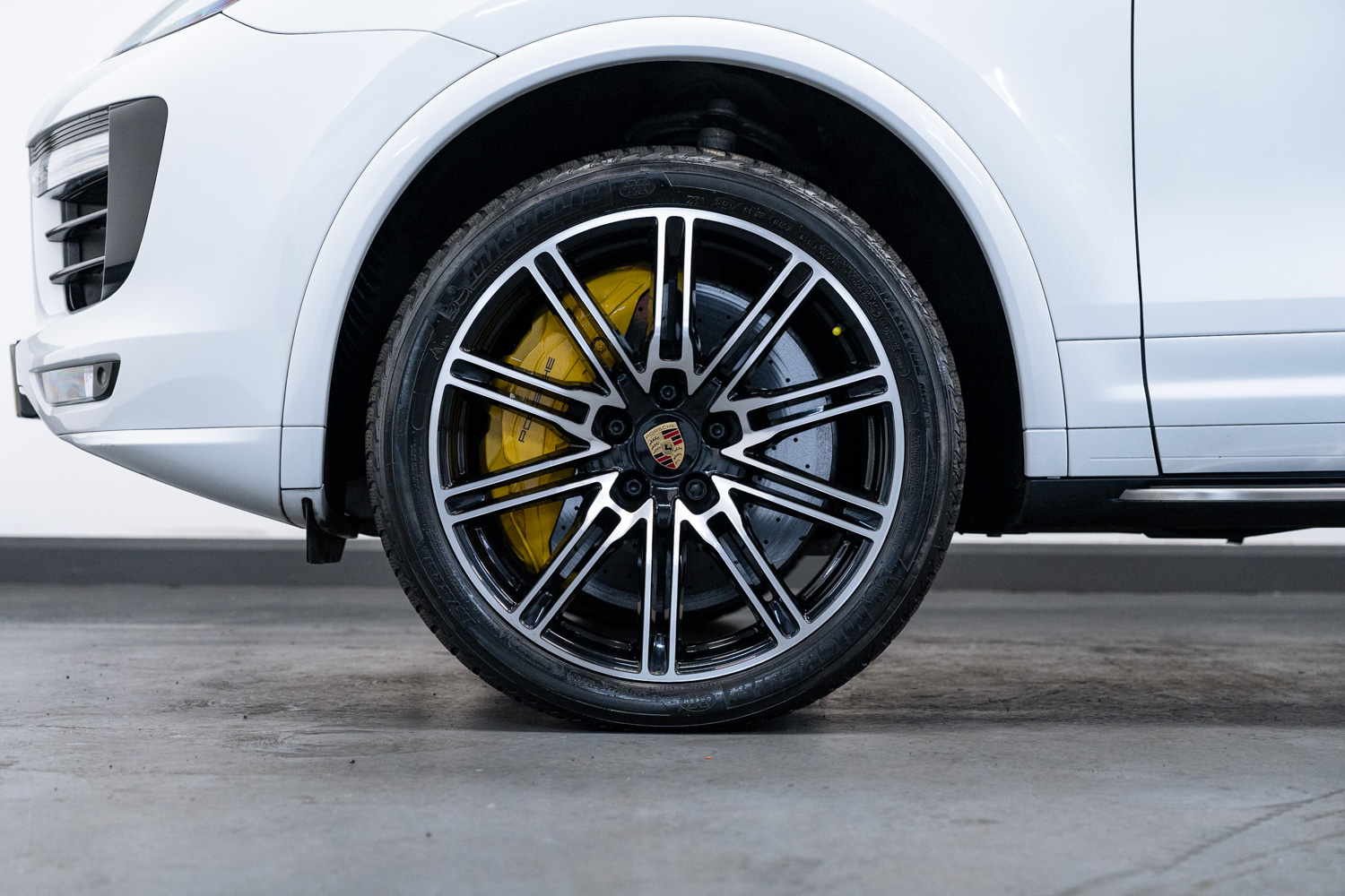 Porsche Cayenne - Magari Automotive