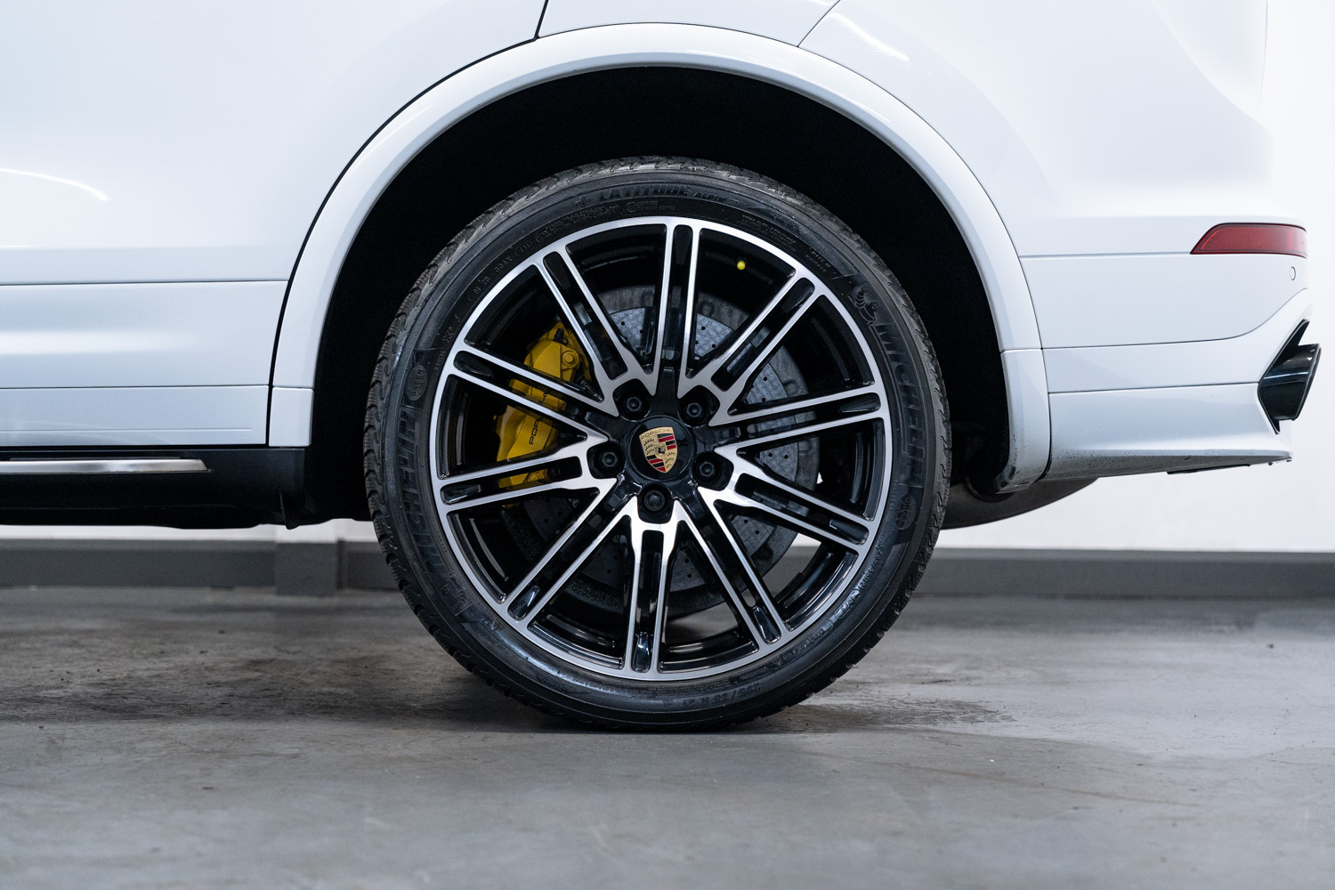 Porsche Cayenne - Magari Automotive