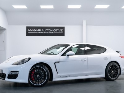 Porsche Panamera Gts