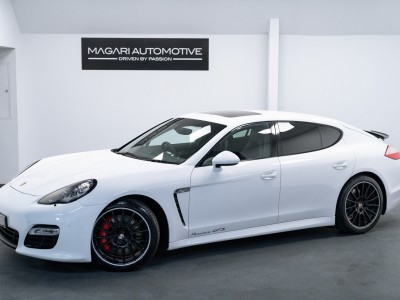 Porsche Panamera Gts