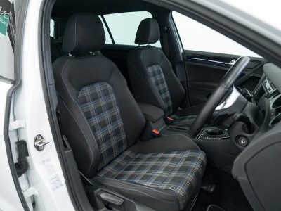 Volkswagen Golf Gte