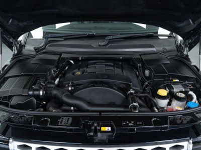 Land Rover Discovery 4