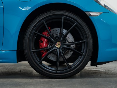Porsche Cayman S