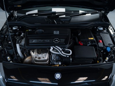 Mercedes Benz A45 Amg