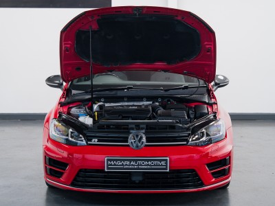 Volkswagen Golf R
