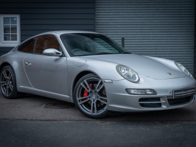 Porsche 911 Carrera
