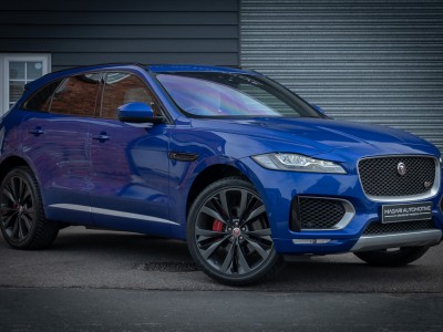 Jaguar F Pace