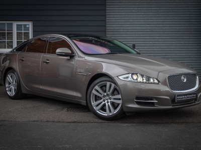 Jaguar Xj