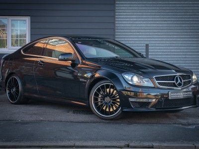 Mercedes Benz C63 Amg