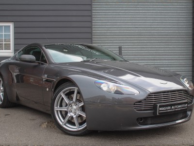 Aston Martin V8 Vantage