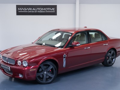 Jaguar Xjr