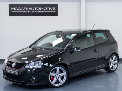 Volkswagen Golf Gti Pirelli