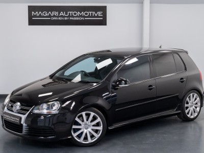 Volkswagen Golf R32