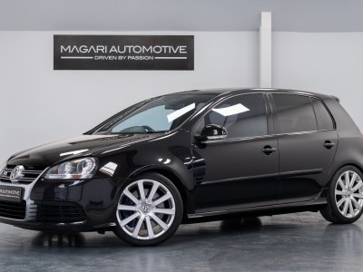 Volkswagen Golf R32