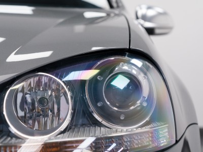 Volkswagen Golf R32