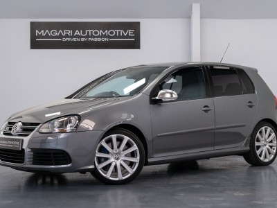 Volkswagen Golf R32