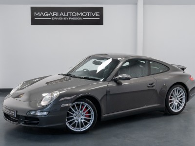Porsche 911 Carrera 4s