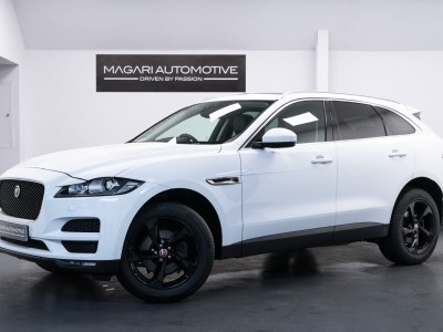Jaguar F Pace