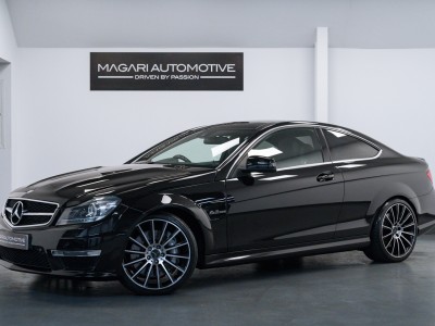 Mercedes Benz C63 Amg